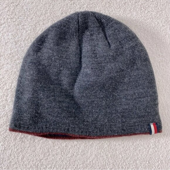 5/$25 Tommy Hilfiger Grey Knit Fleece Lined Toque Beanie - Picture 1 of 13